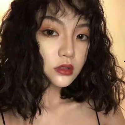 欧美禁欲头像女生图片,神秘女生头像的冷艳魅力