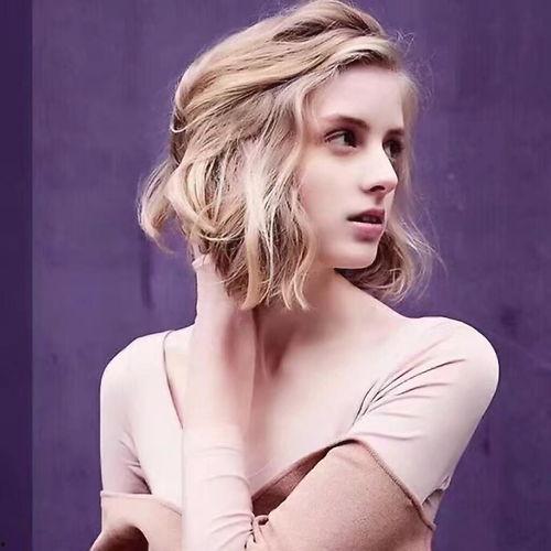 欧美高贵女子图片欣赏,优雅与气质的完美演绎